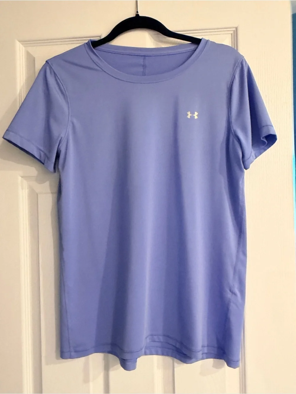 Bundle of Under Armour Women’s Short Sleeve Tees- Lavender, Navy, Bright Orange - Picture 3 of 5